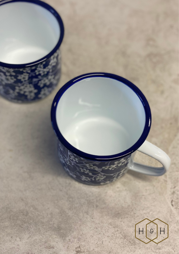 Classic Enamel Mug